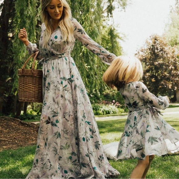 Ivy City Co Dresses & Skirts - Ivy City Lavender Fields Floral Maxi Dress - Size 3X